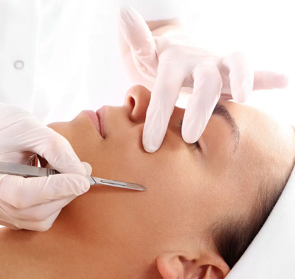 Dermaplaning Image